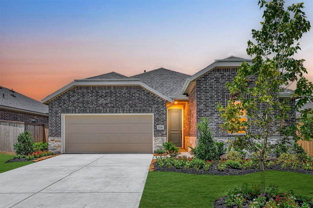 7726 Jade Crest Drive - Photo 1