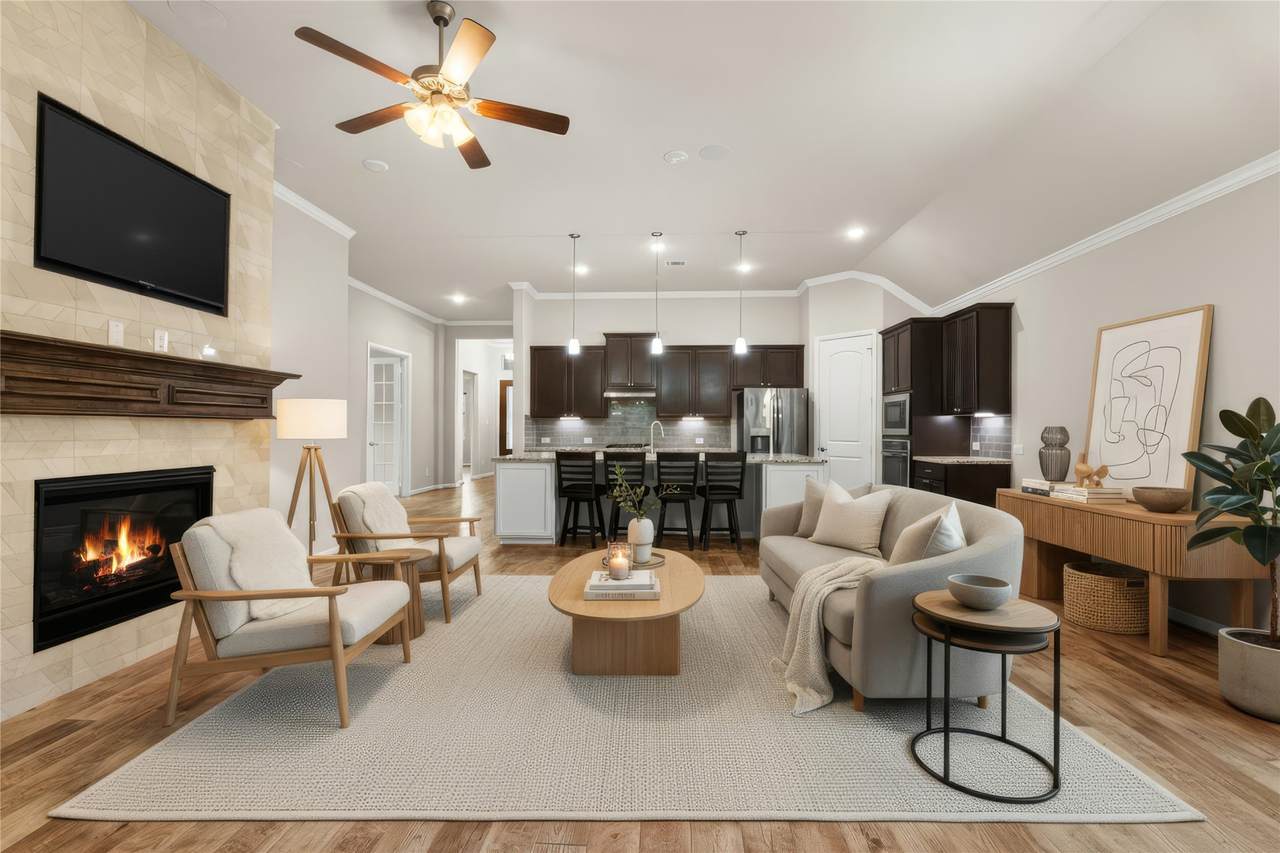 120 Crinium Lily Court - Photo 1