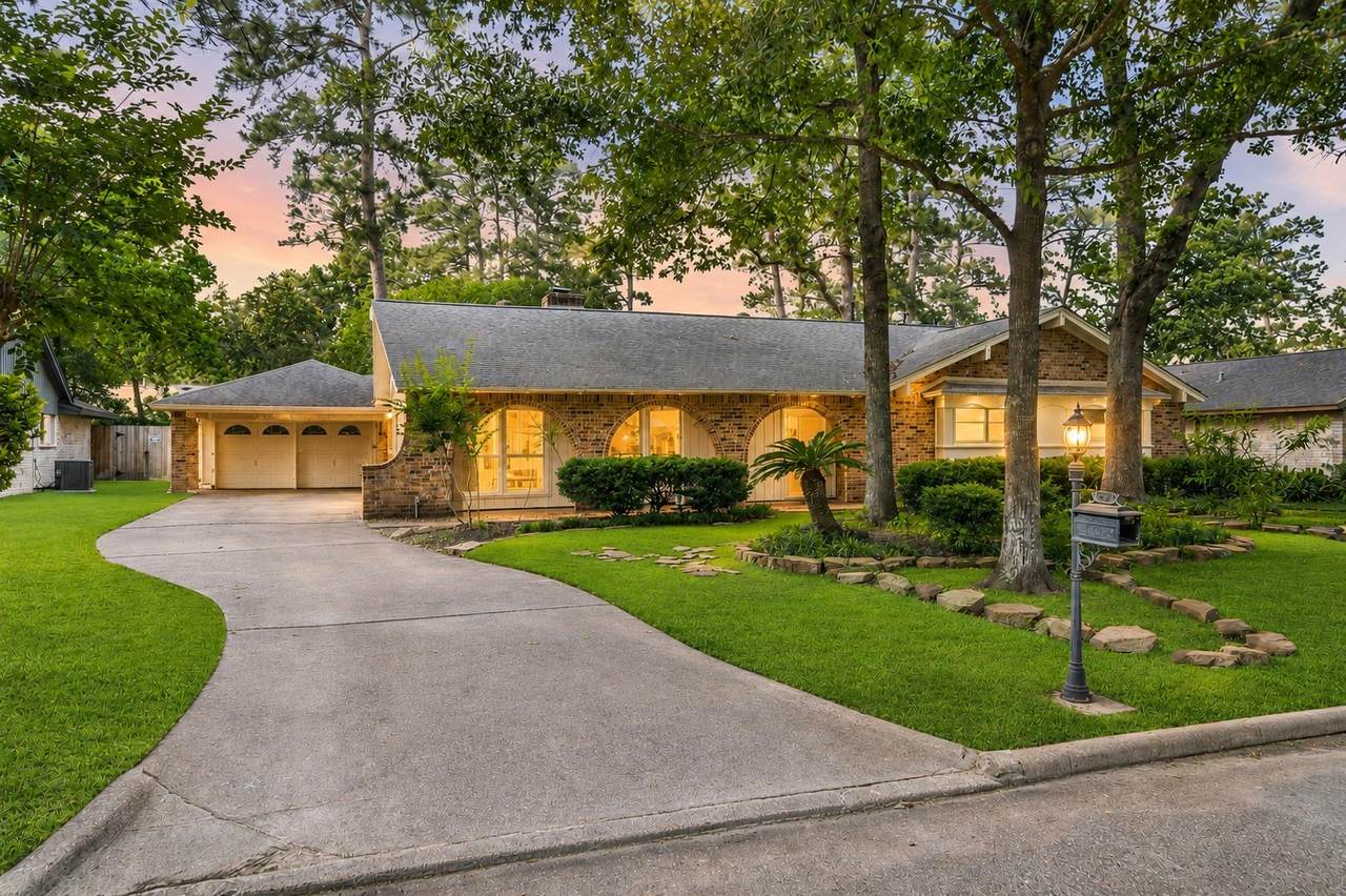 1923 Crystal Springs Drive - Photo 1