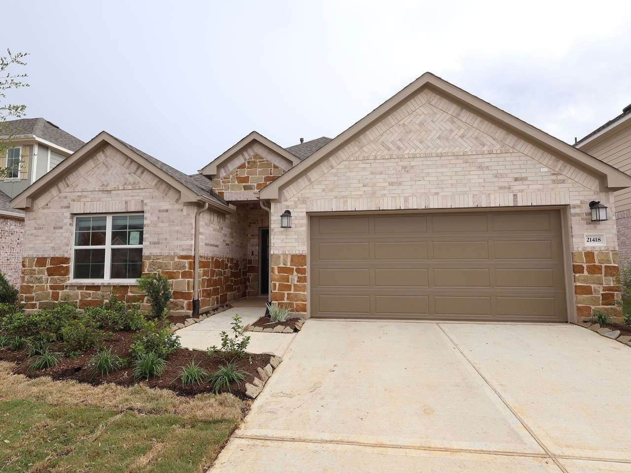 21418 Mountain Haya Trail - Photo 1