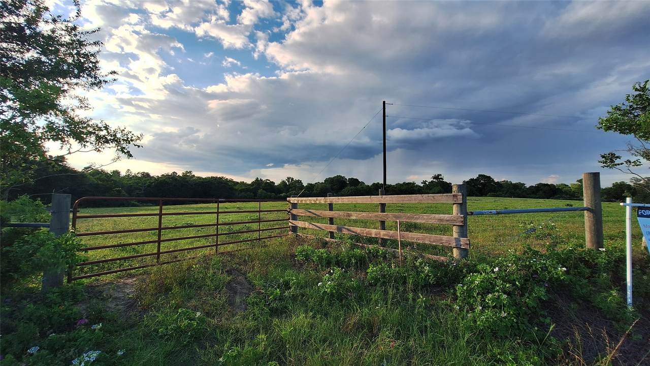18081 Wellmann Road - Photo 1