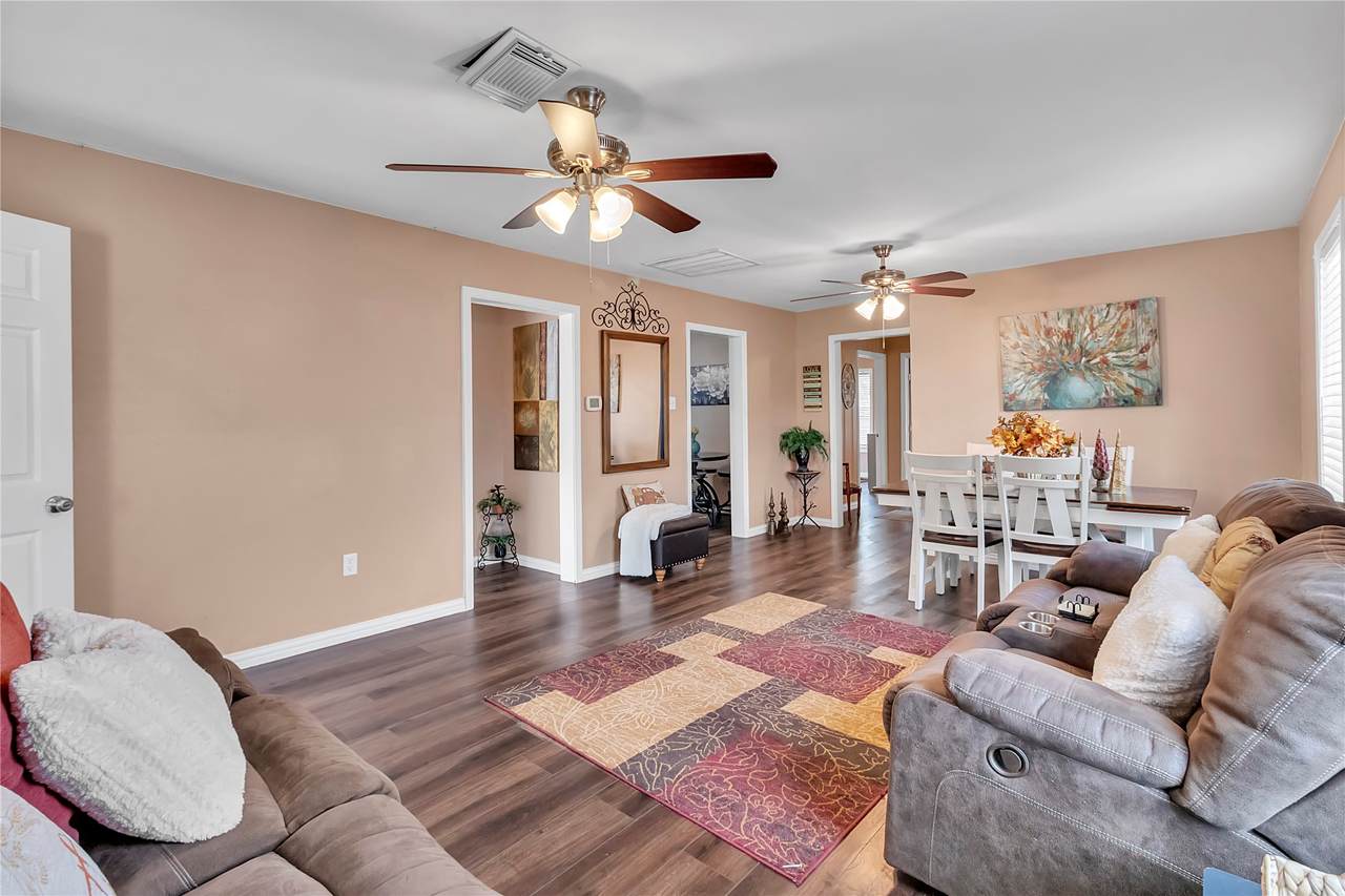 1307 11th Street - Photo 1