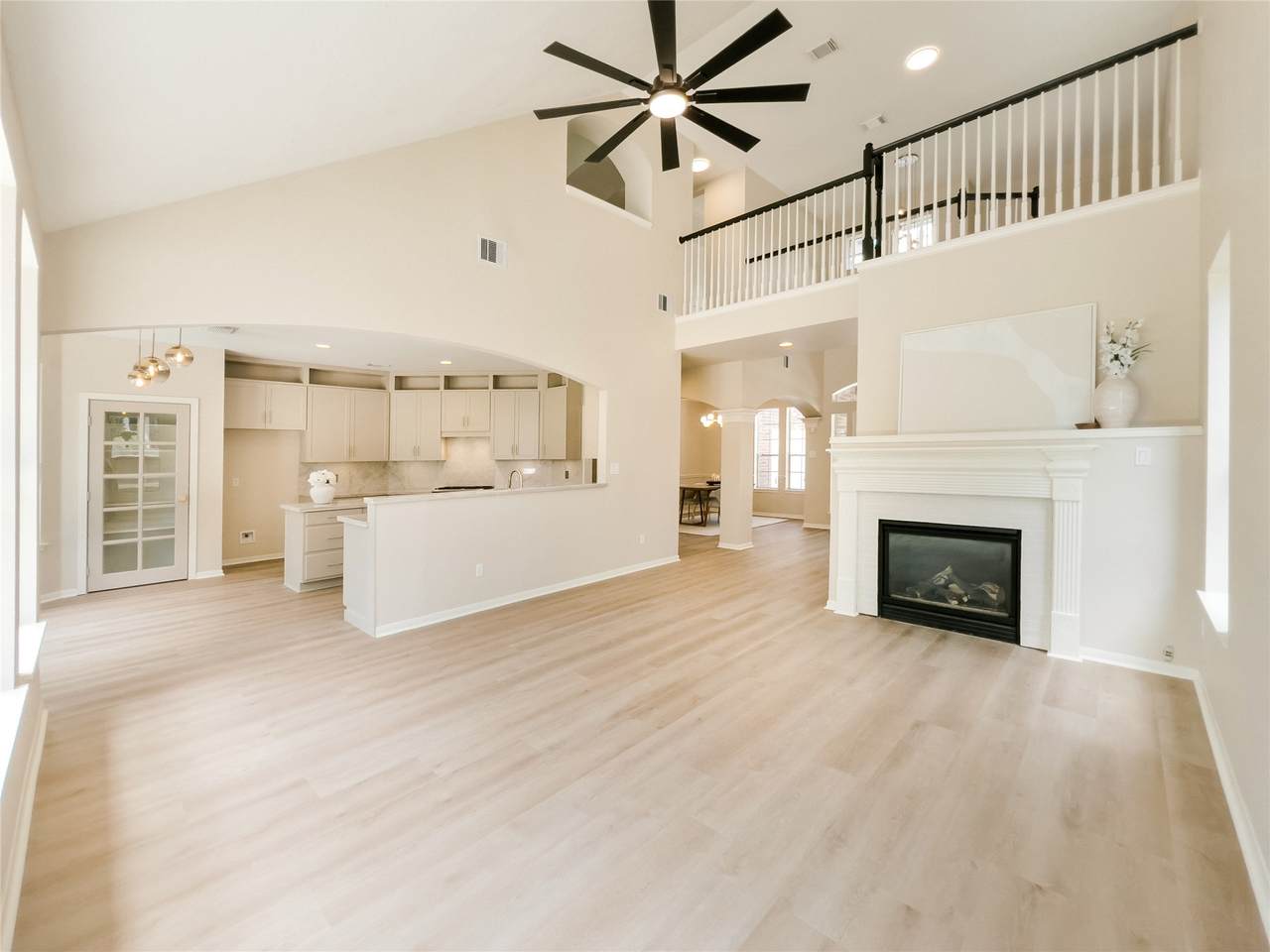 6131 Rachels Court - Photo 1