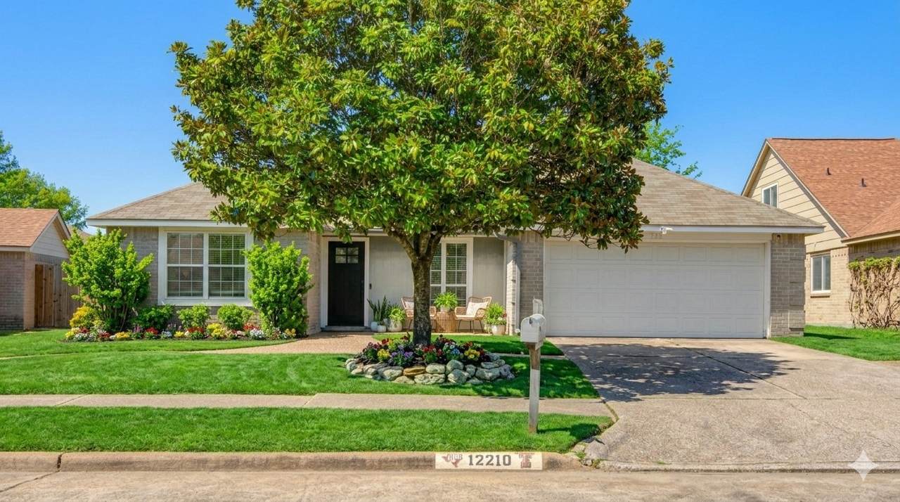 12210 Three Lakes Boulevard - Photo 1