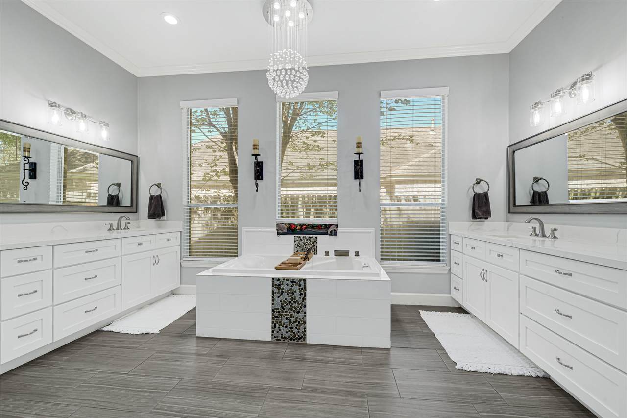 12919 Park Forest Trail - Photo 1