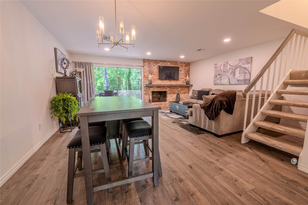 2306 Settlers Way - Photo 1