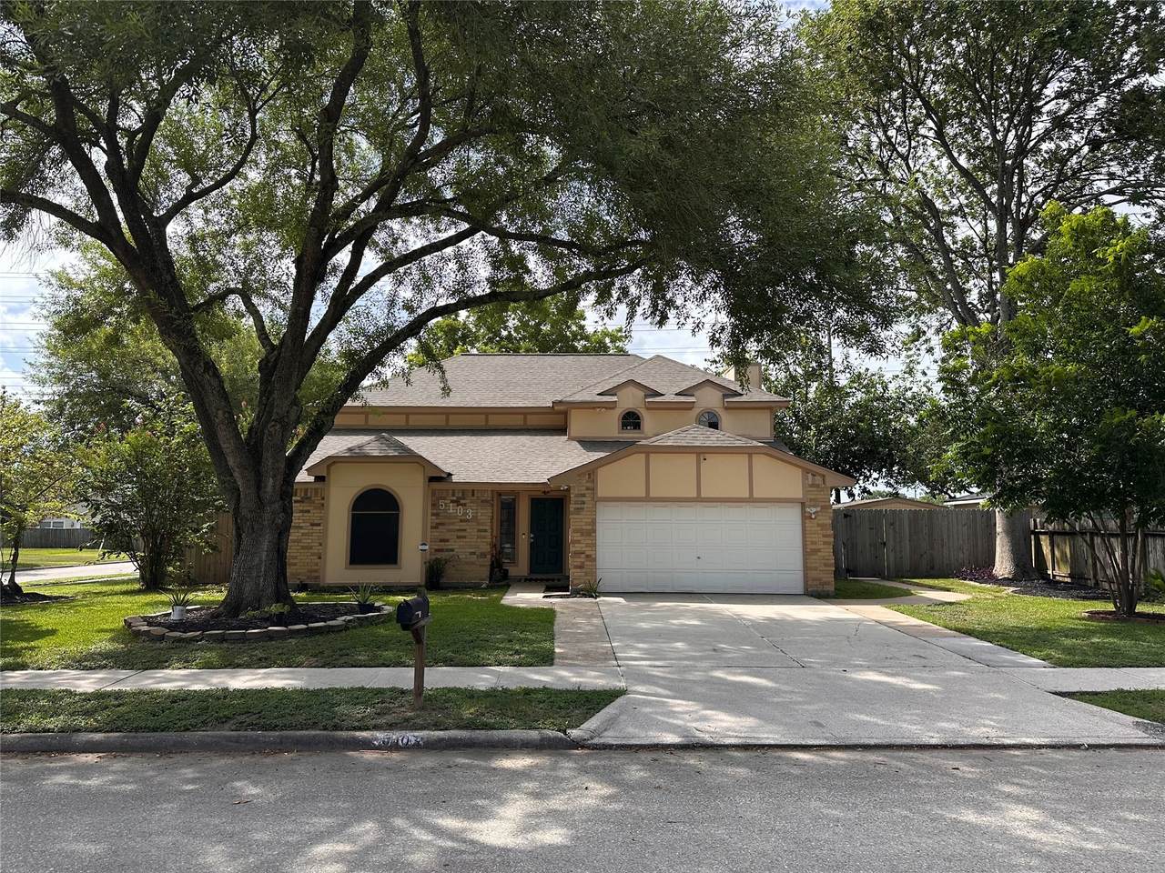 5103 Kleinbrook Drive - Photo 1
