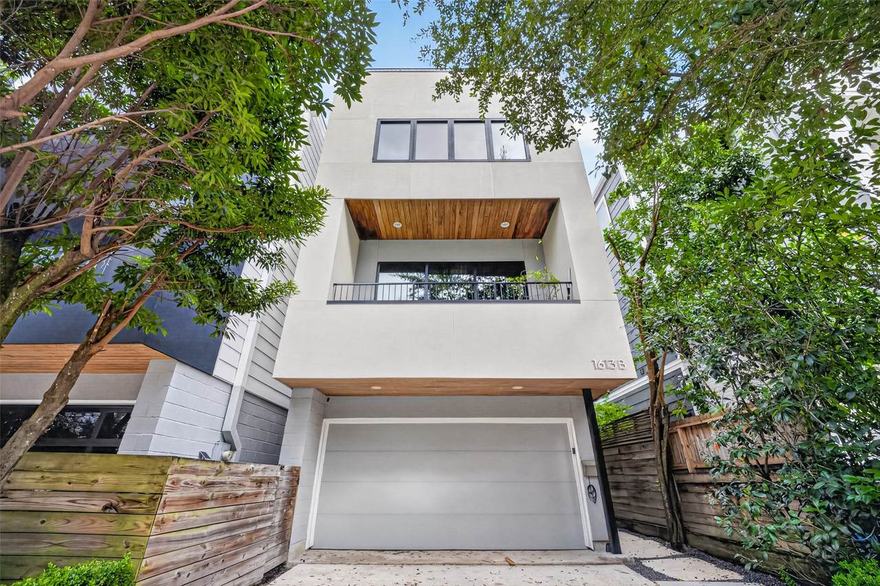 1613 Vermont Street - Photo 1
