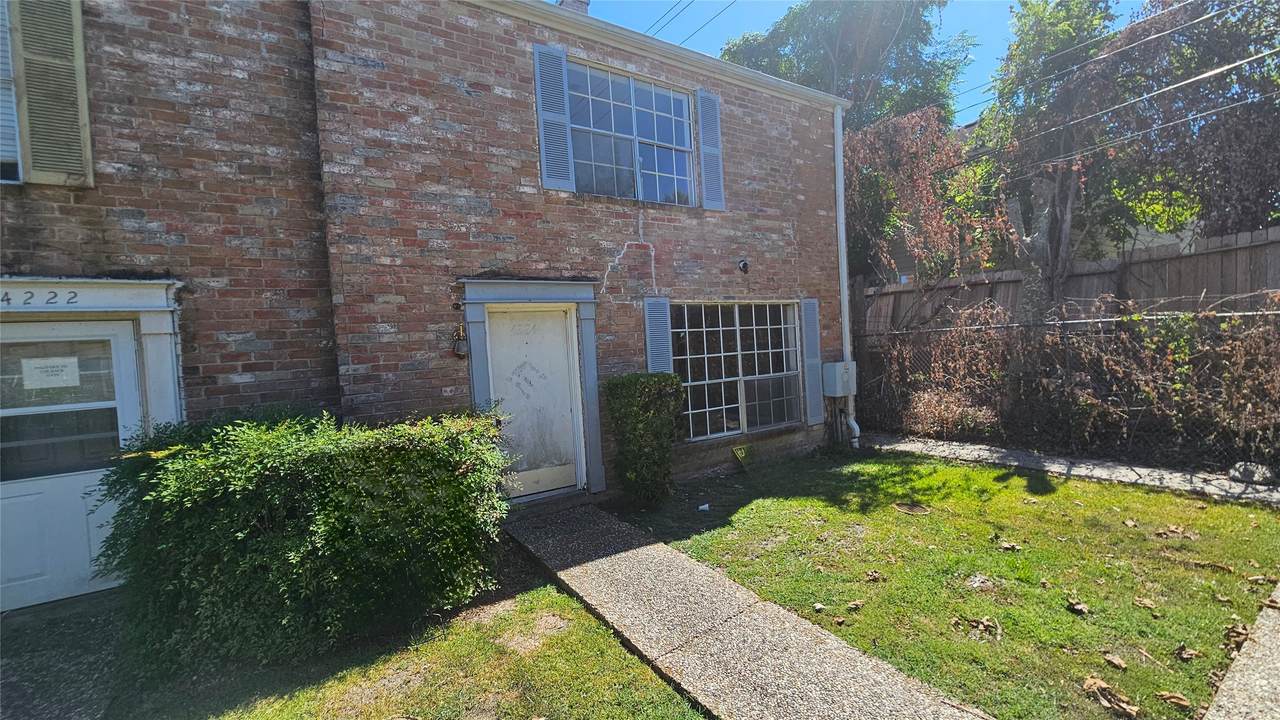 4224 Belle Park Drive - Photo 1