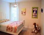 9030 Necklace Tree Lane - Photo 15