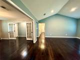 1502 Robin Street - Photo 10