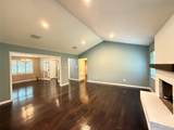 1502 Robin Street - Photo 8
