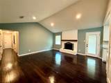 1502 Robin Street - Photo 9