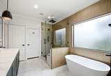 2702 Nicholson Street - Photo 34