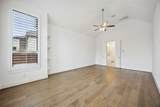 2711 Merlin Way - Photo 32