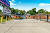 5035 North Freeway - Photo 1