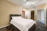 932 Knox Street - Photo 30