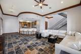 932 Knox Street - Photo 7