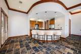 932 Knox Street - Photo 9