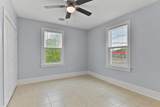 909 28th Street - Photo 32