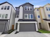 267 De Boll Street - Photo 2