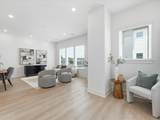267 De Boll Street - Photo 8