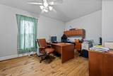 1005 Clayton Street - Photo 17