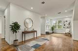 6814 Hartland Avenue - Photo 13