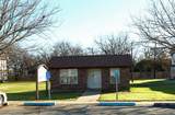 101 Pecan Street - Photo 4