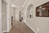 6031 Oxford Lake Drive - Photo 4