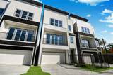 3231 Tuam Street - Photo 2