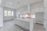 624 Edgewood - Photo 18