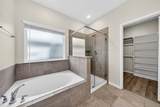 927 Cloverdale Drive - Photo 15