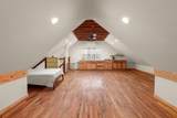 9009 Lazy Lane - Photo 31