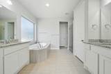 6923 Red Oak Drive - Photo 31
