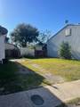 1517 Everett Street - Photo 3