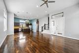 714 20th St - Photo 8