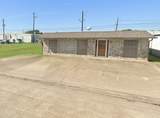 1301 Avenue H - Photo 3