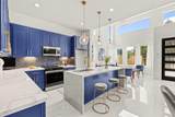 5602 Pershing Way - Photo 9