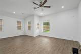 906 Golden Willow Lane - Photo 14