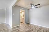 1212 Hampshire Ln - Photo 7