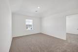 407 Robin Street - Photo 22