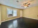 611 Avenue D - Photo 3