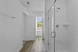 956 Green Vines Lane - Photo 15