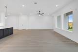 27403 Rolling Bluestem Lane - Photo 34