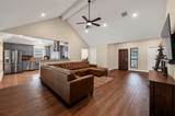 1035 Hampton Drive - Photo 5