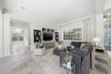 2615 Yupon Street - Photo 12