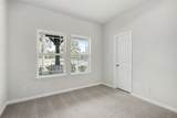 2000 Twin Lakes Boulevard - Photo 16