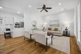 622 Knox Street - Photo 13