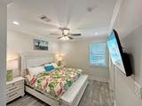917 Westview - Photo 16